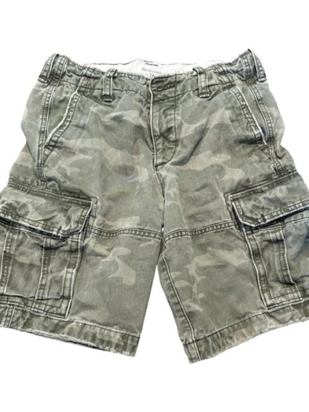 Abercrombie & Fitch Cargo Shorts Men’s Army Camo Size 30 Missing Button
